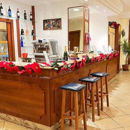 Hotel Vico Alto Сиена Екстериор снимка