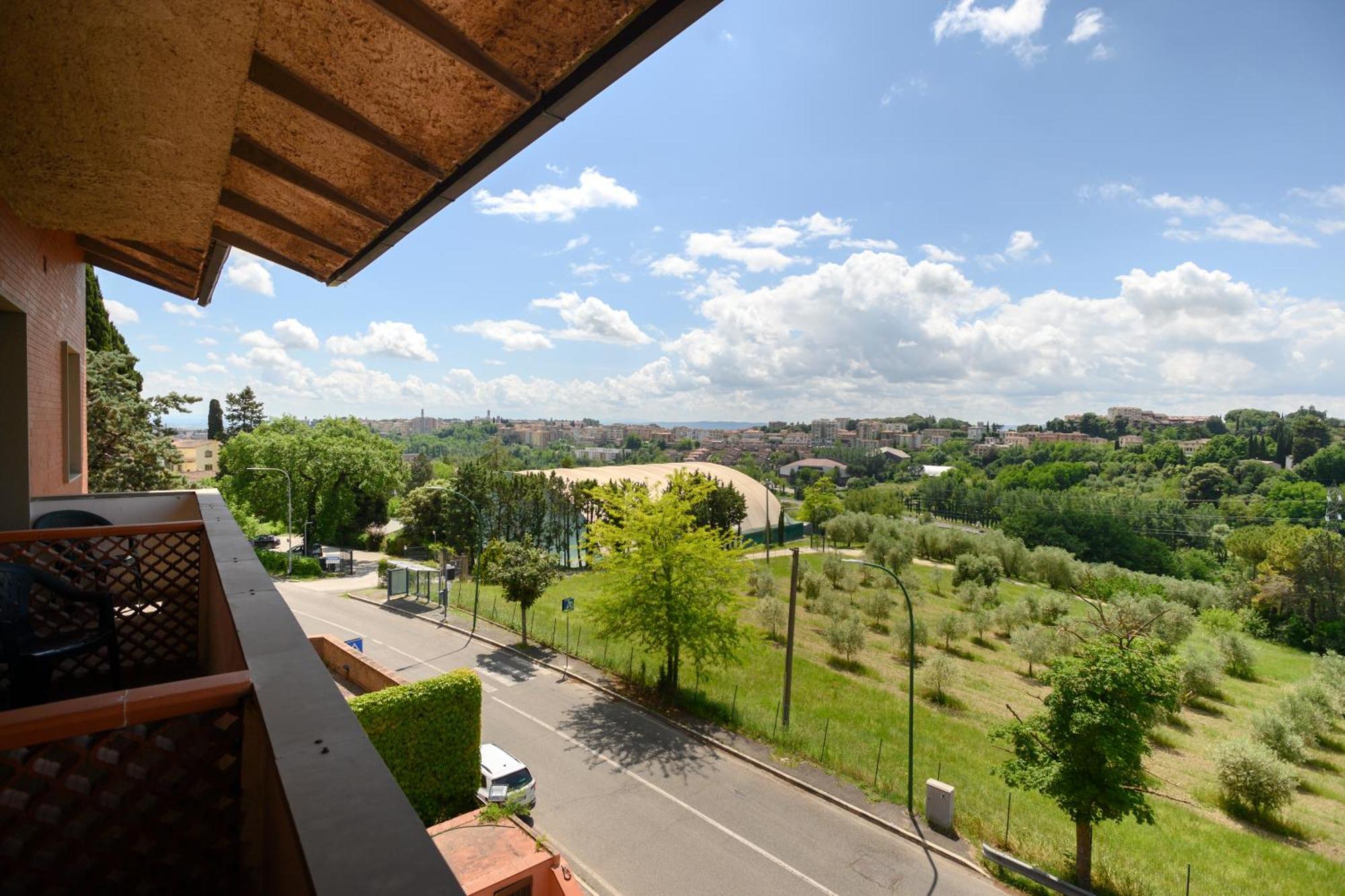 Hotel Vico Alto Сиена Екстериор снимка