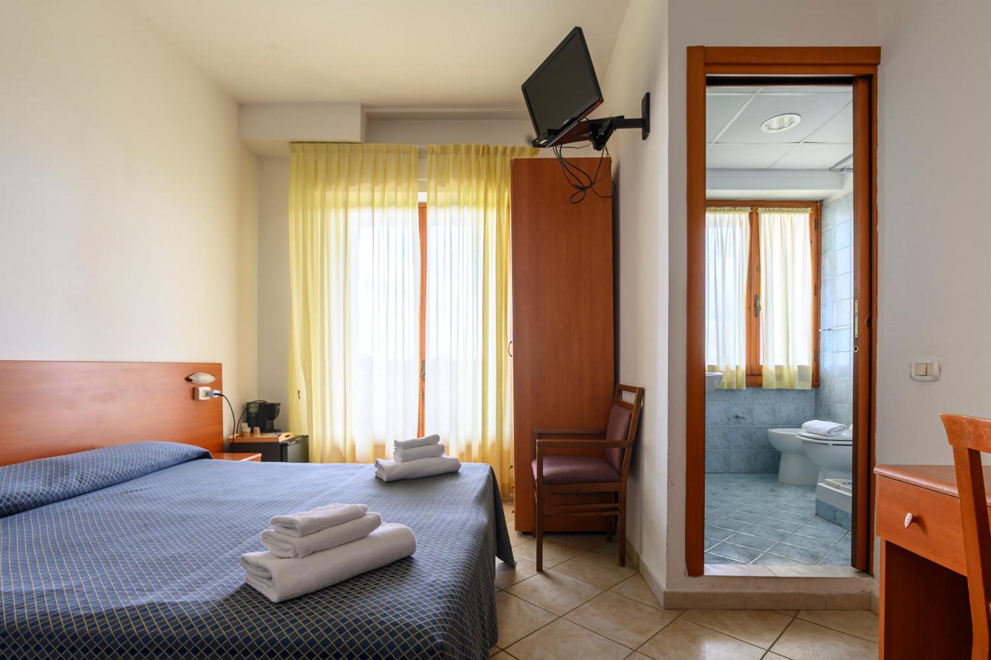 Hotel Vico Alto Сиена Екстериор снимка