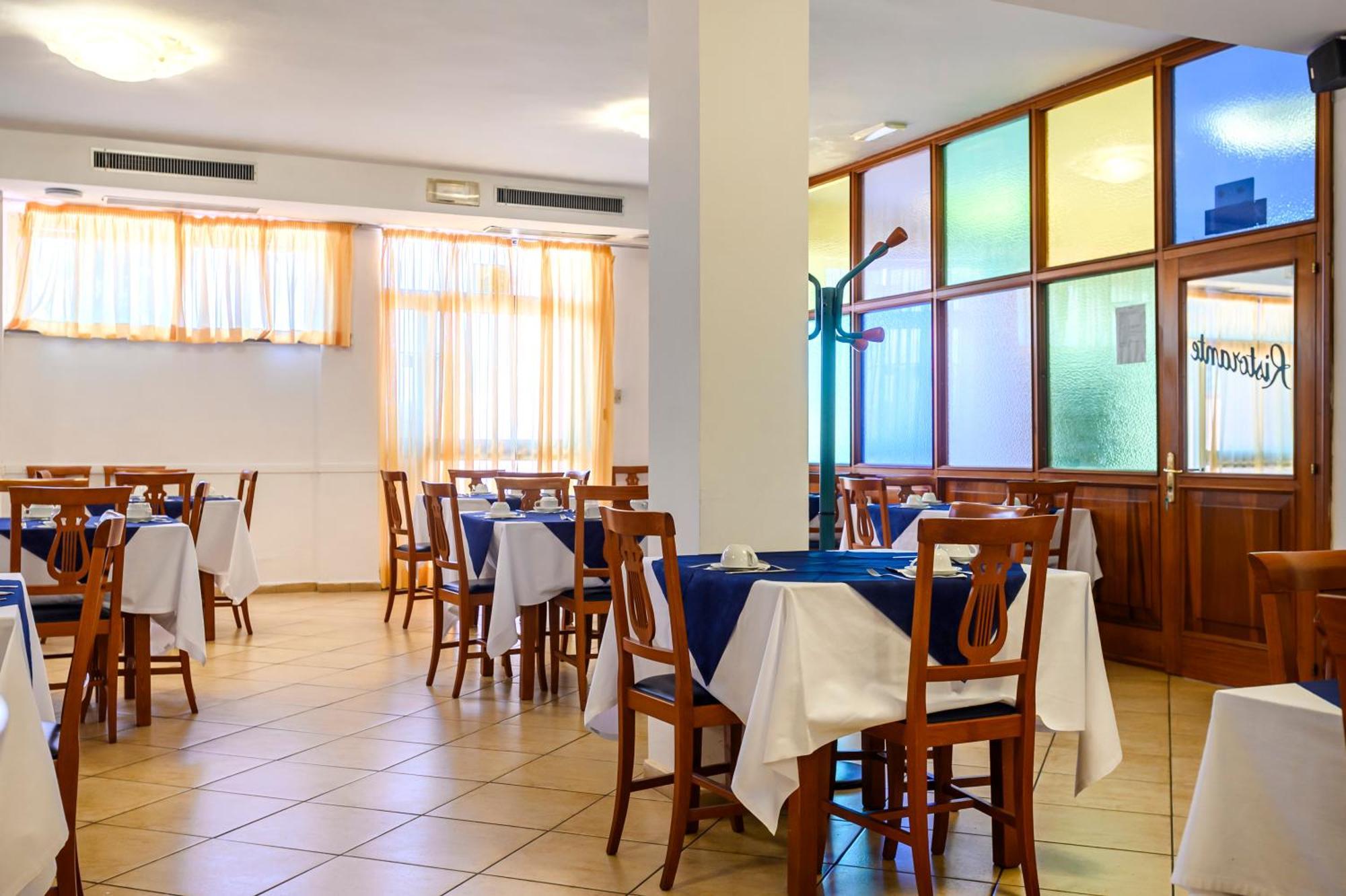 Hotel Vico Alto Сиена Екстериор снимка